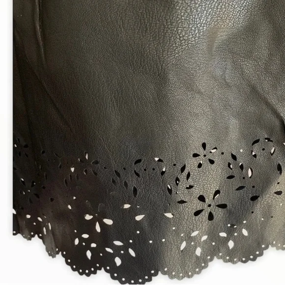 Forever 21 Black Faux Leather Skirt Sz M - Picture 4 of 7